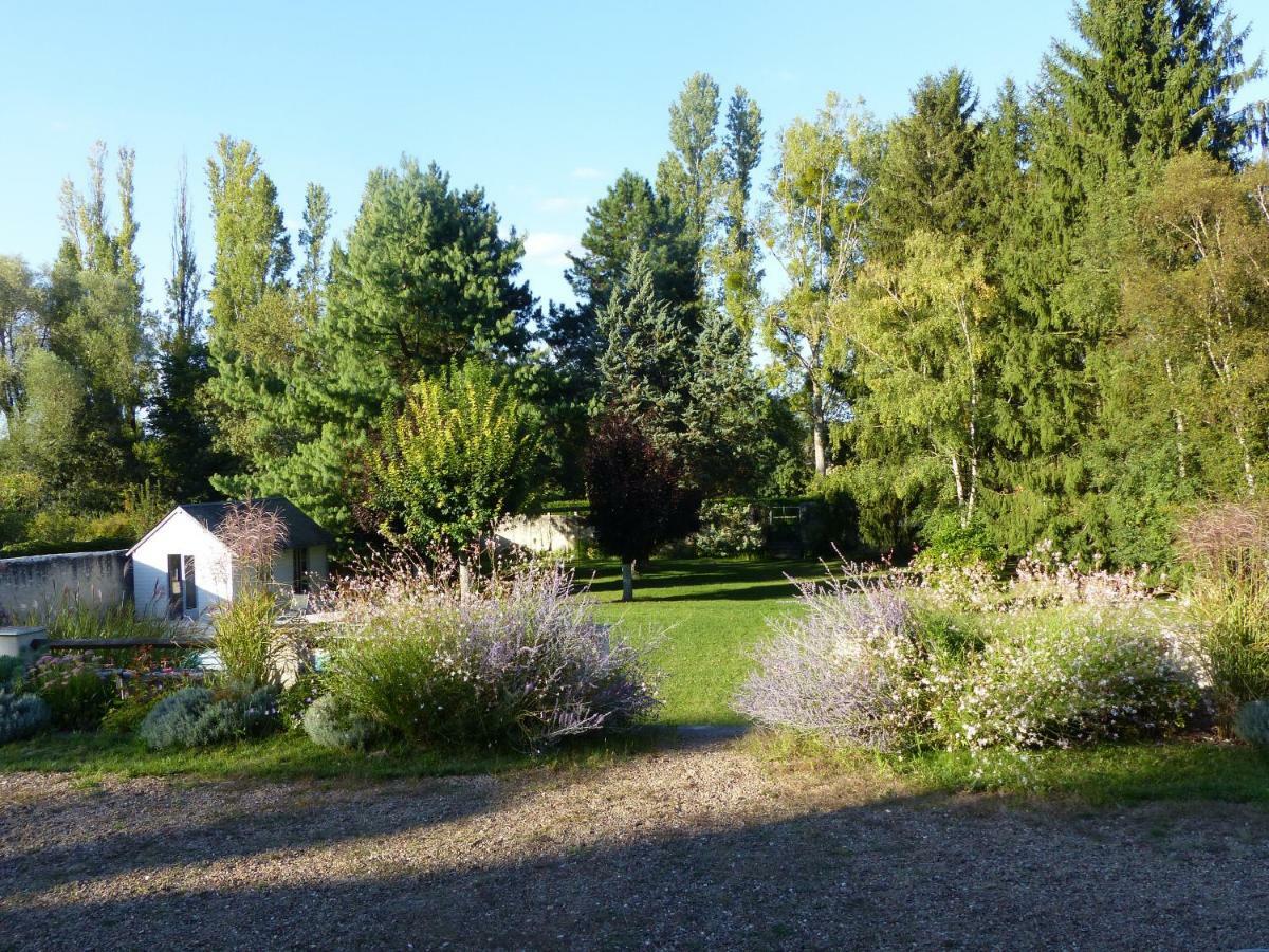Manoir De La Vigneraie Bed & Breakfast Athée-sur-Cher Екстериор снимка